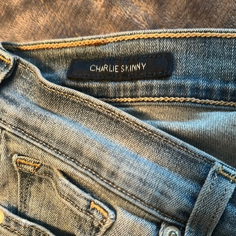 Lucky Brand stylish light